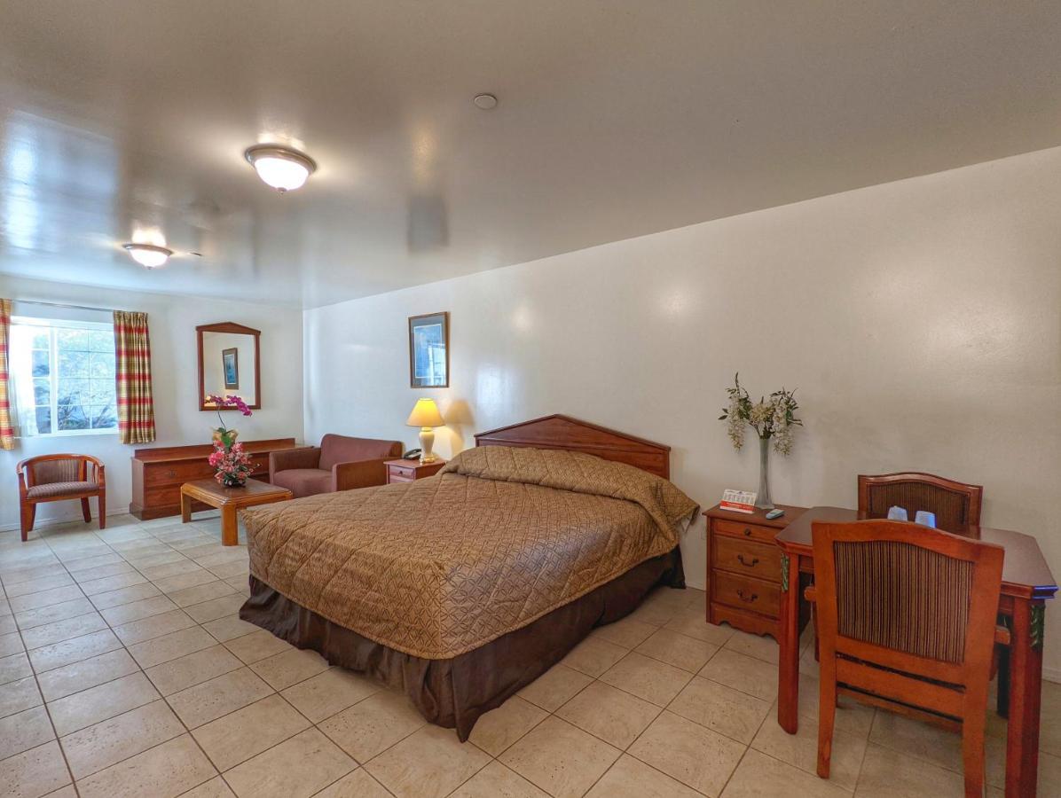 Americas Best Value Inn Oxnard-Port Hueneme Kültér fotó