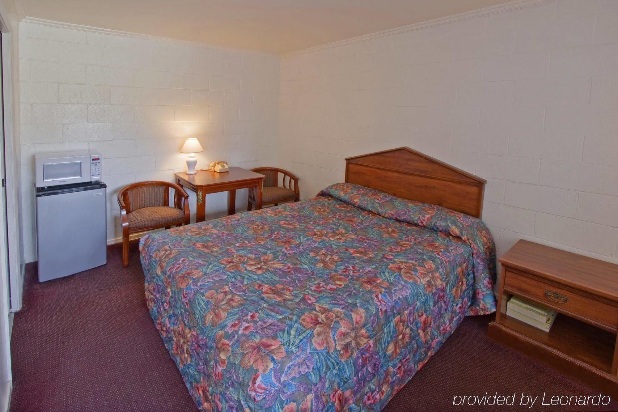 Americas Best Value Inn Oxnard-Port Hueneme Kültér fotó