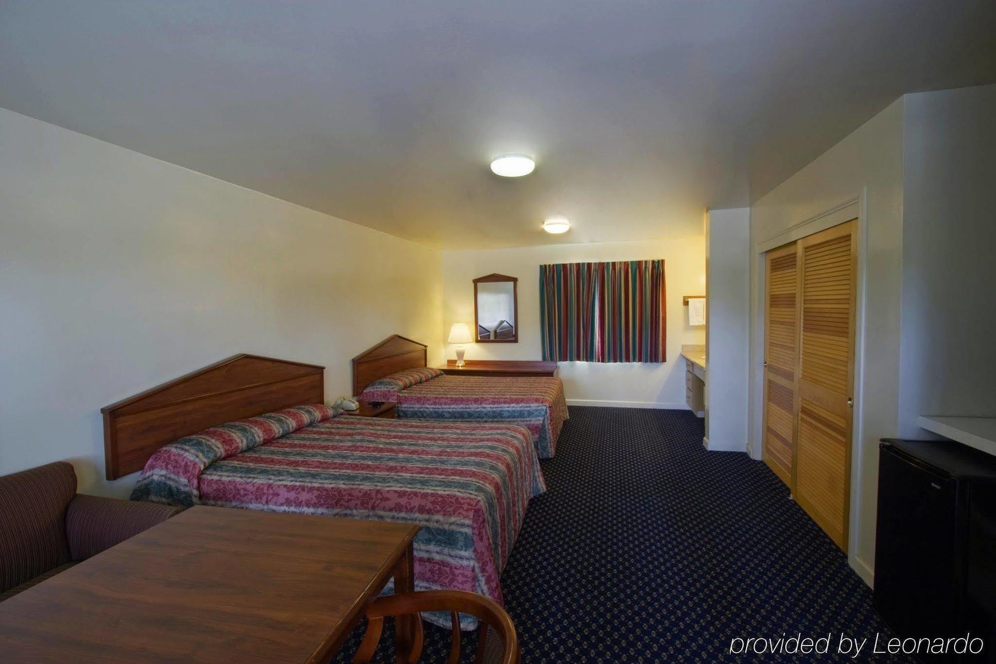 Americas Best Value Inn Oxnard-Port Hueneme Szoba fotó